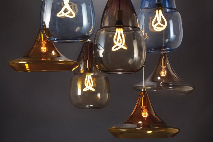 dramatic pendant lights